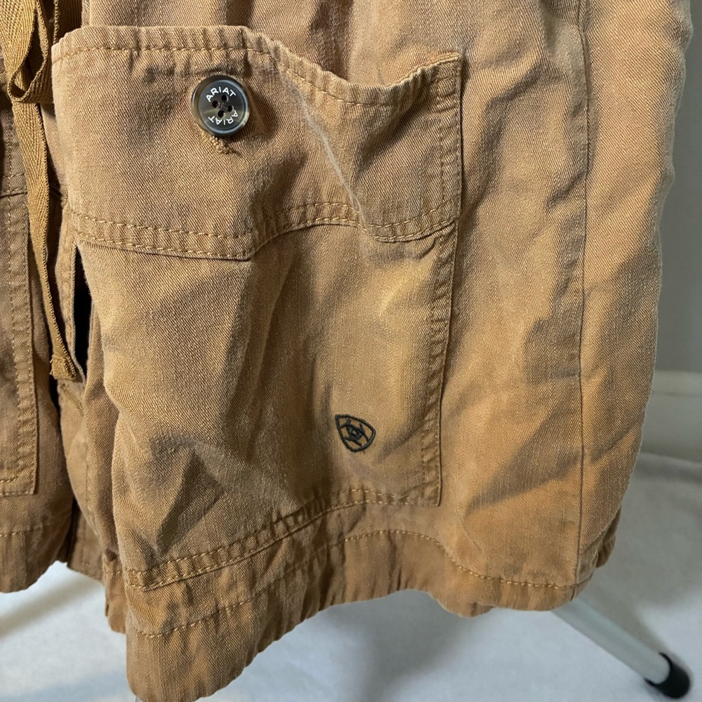 Ariat Women’s First Rodeo Vest - Picture 4 of 13